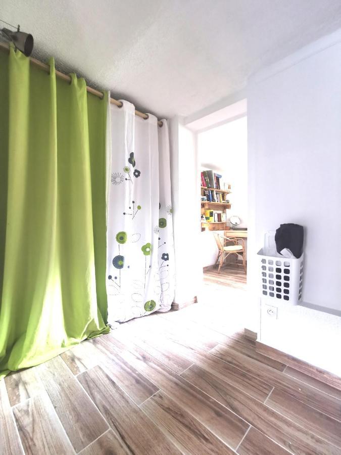 Les Cosyhouilles Apartment ภายนอก รูปภาพ